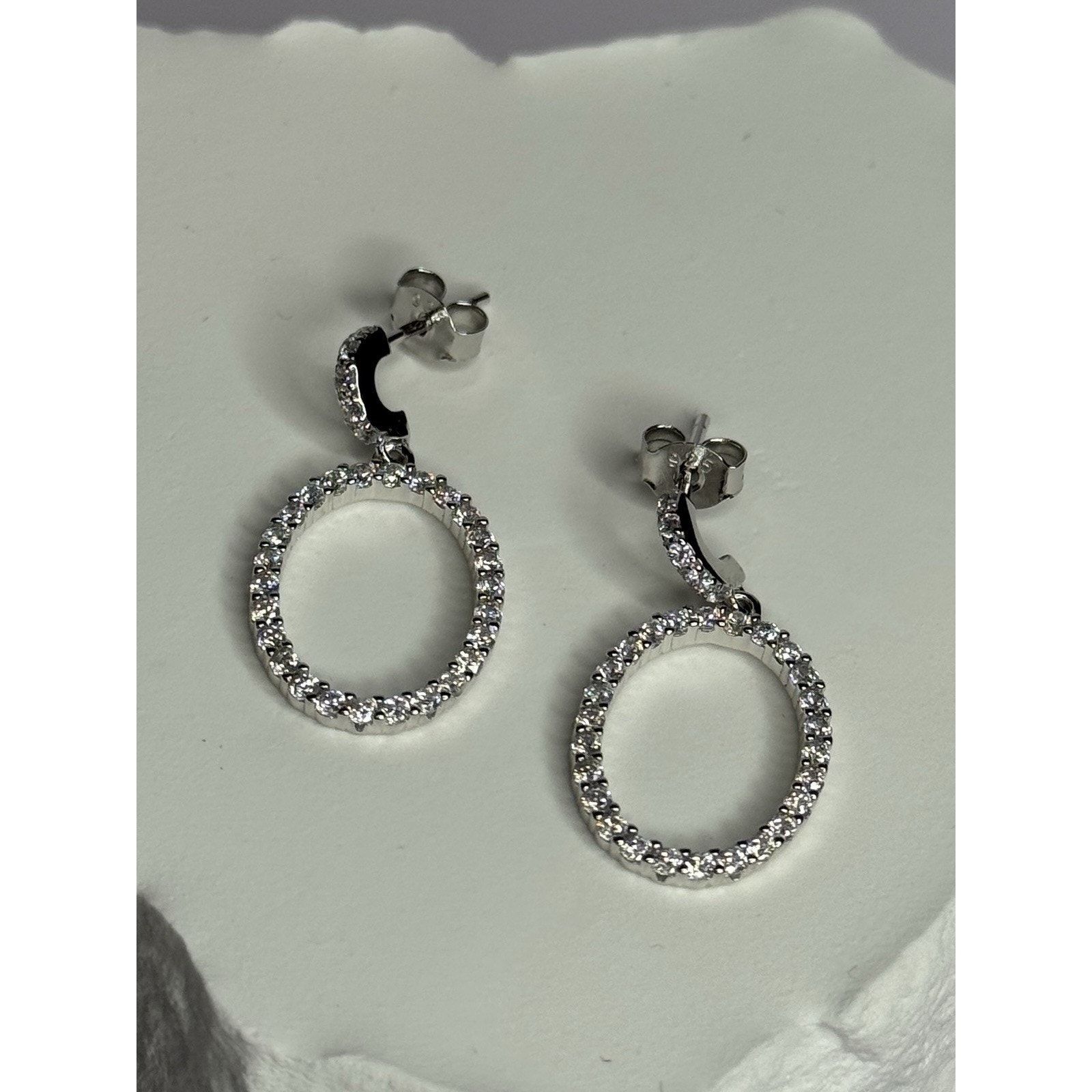 925 Sterling Silver Elegant Cz Earrings Length 1 Inch